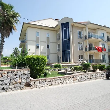 Saros Calis Beach Apartment *