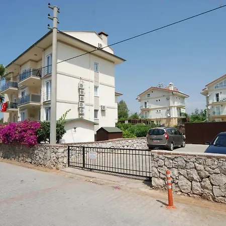 Saros Calis Beach Апартаменты