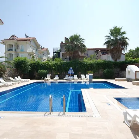 Апартаменты Saros Calis Beach